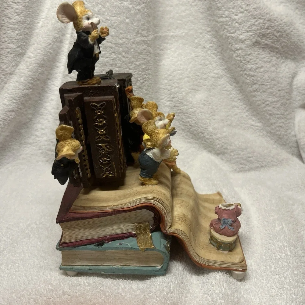 Source Unknown music box